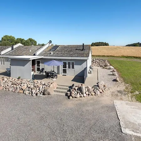 Henne - 2-5km From The Sea By Interhome Apartment *